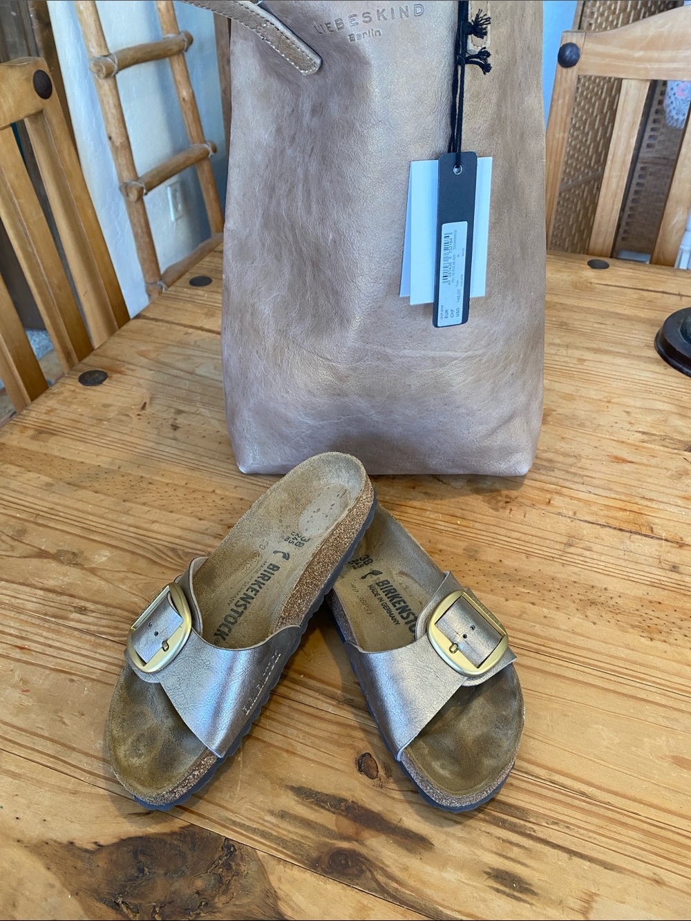🎉 GOLD METALLIC BIRKENSTOCKS!